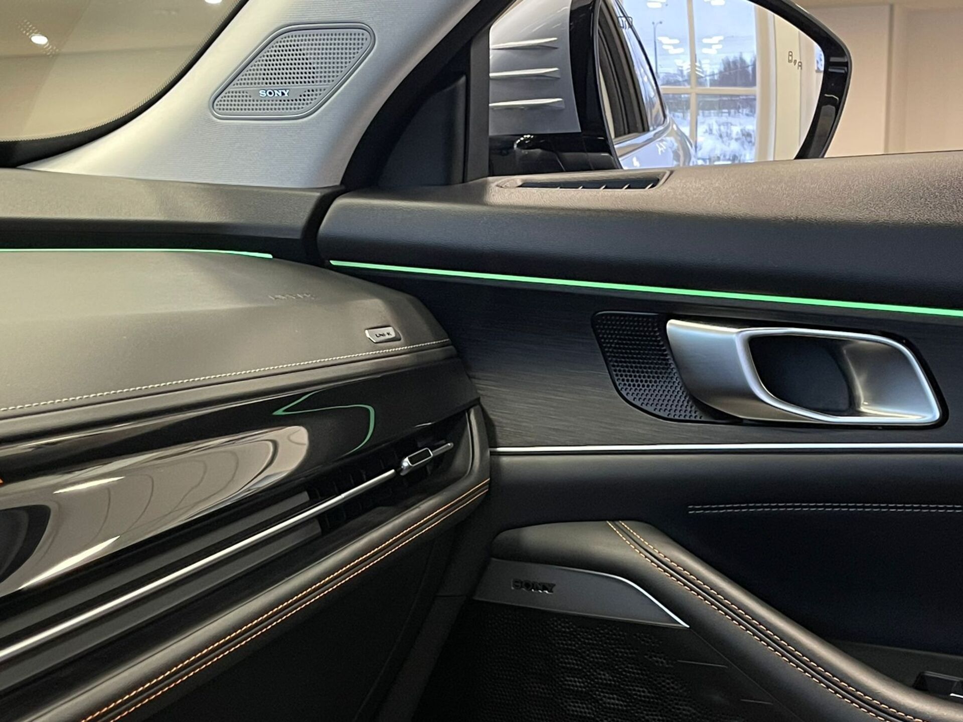 Легковой автотранспорт - CHANGAN UNI-K 2.0 AT (226 л.с.) 4WD