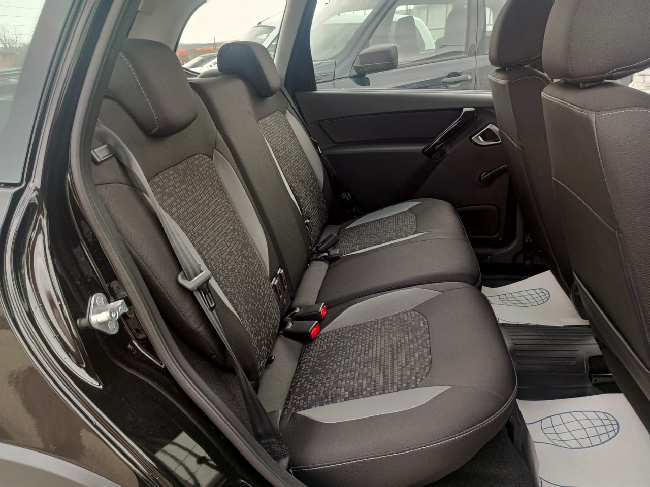 Легковой автотранспорт - LADA Granta Cross 1.6 MT (90 л.с.)