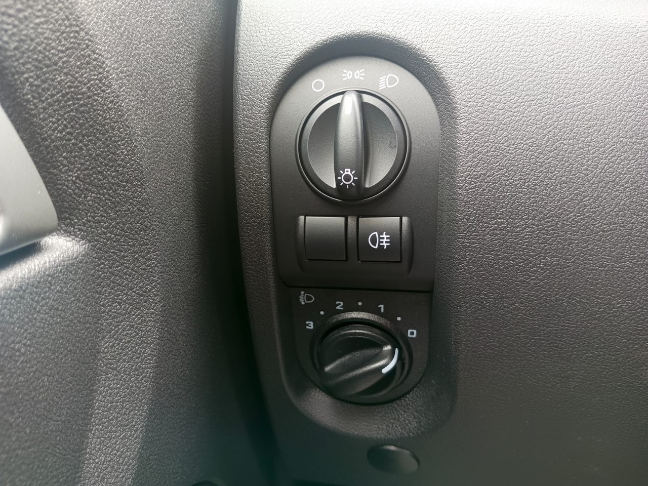 Легковой автотранспорт - LADA Granta Cross 1.6 MT (90 л.с.)