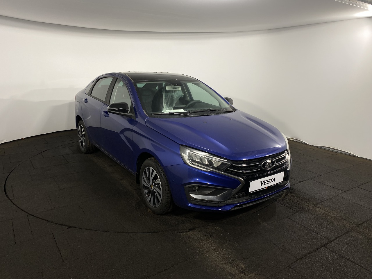 Легковой автотранспорт - LADA Vesta 1.8 CVT (122 л.с.)