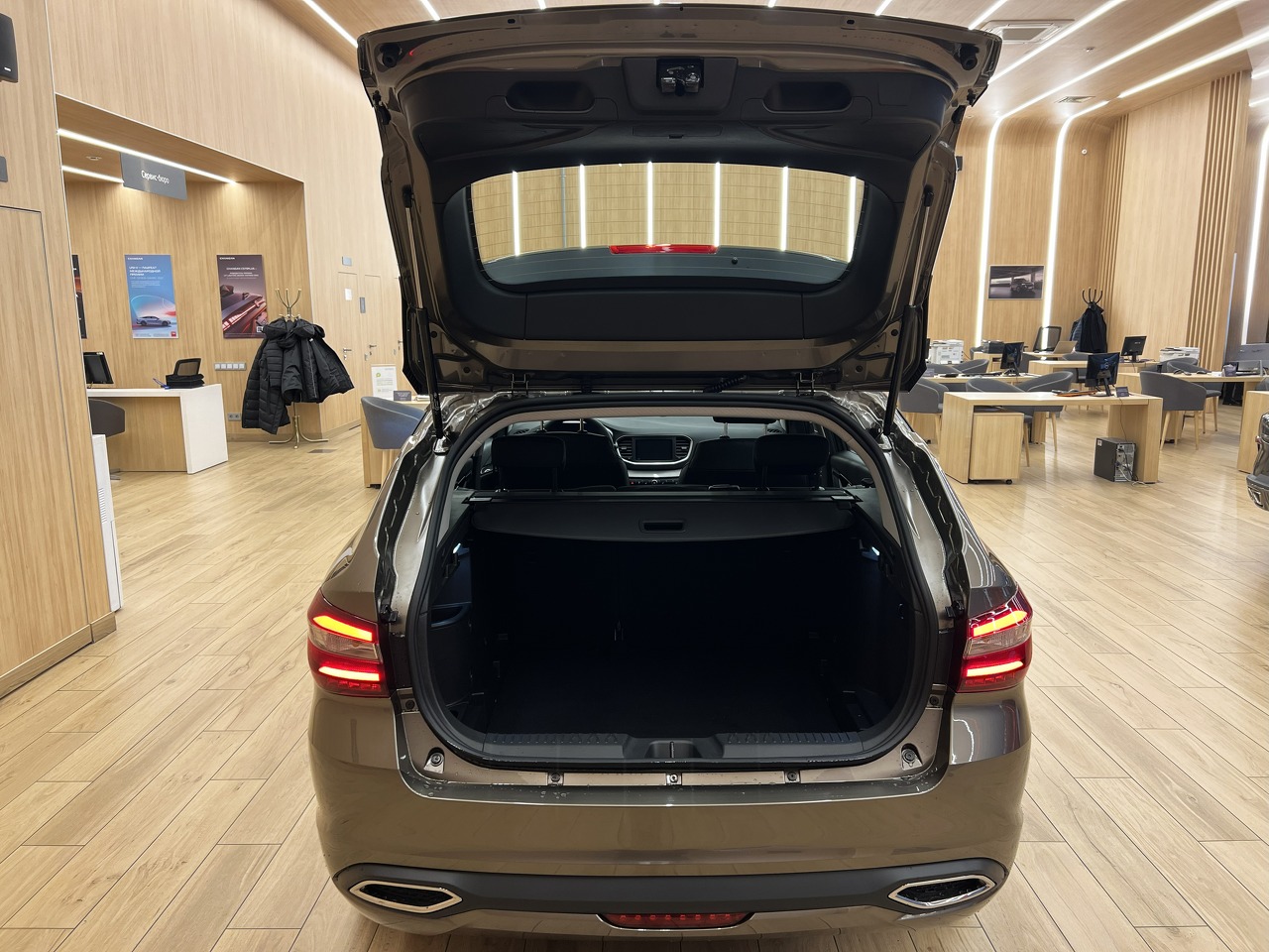 Легковой автотранспорт - LADA Vesta SW 1.6 MT (106 л.с.)