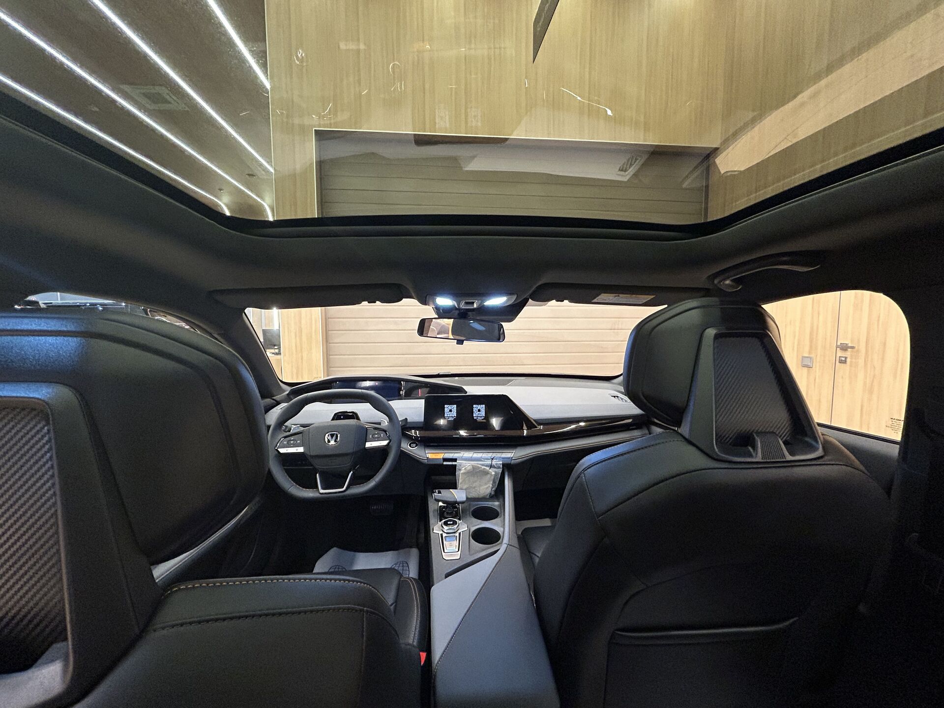 Легковой автотранспорт - CHANGAN UNI-V 1.5 AMT (181 л.с.)