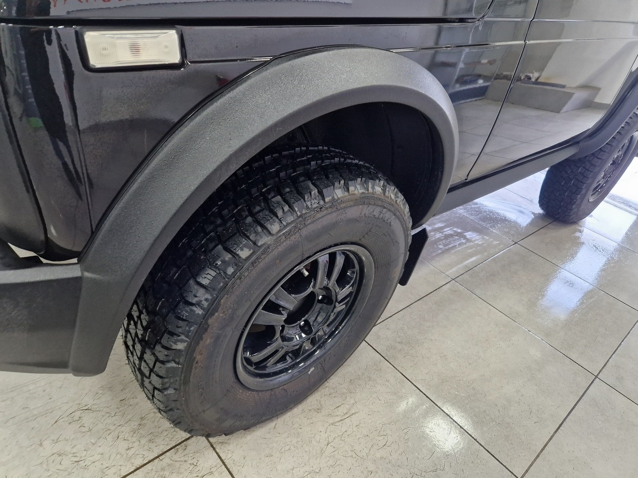 Легковой автотранспорт - LADA Niva Legend Bronto 1.7 MT (83 л.с.) 4WD