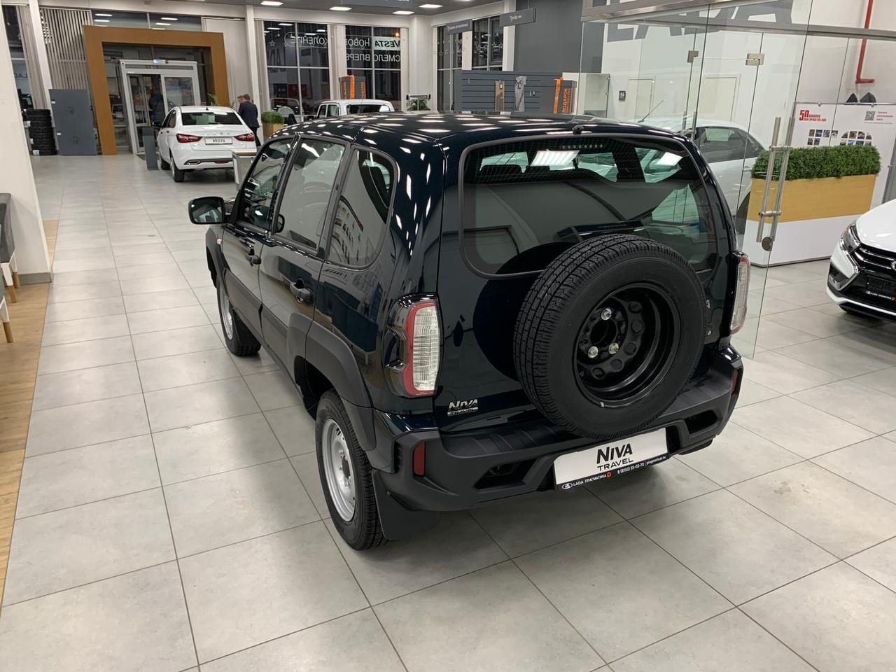 Легковой автотранспорт - Niva 1.7 MT (80 л.с.) 4WD