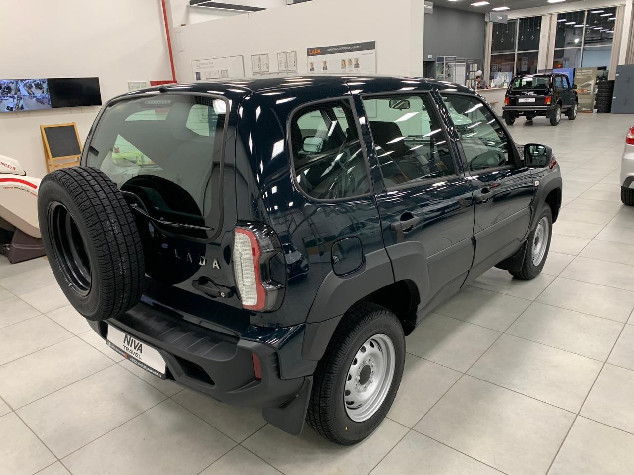 Легковой автотранспорт - Niva 1.7 MT (80 л.с.) 4WD