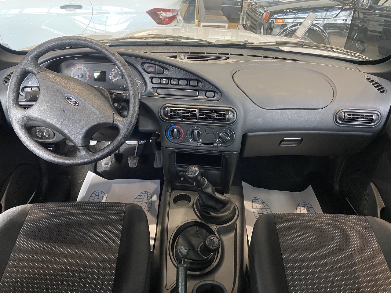 Легковой автотранспорт - Niva 1.7 MT (80 л.с.) 4WD