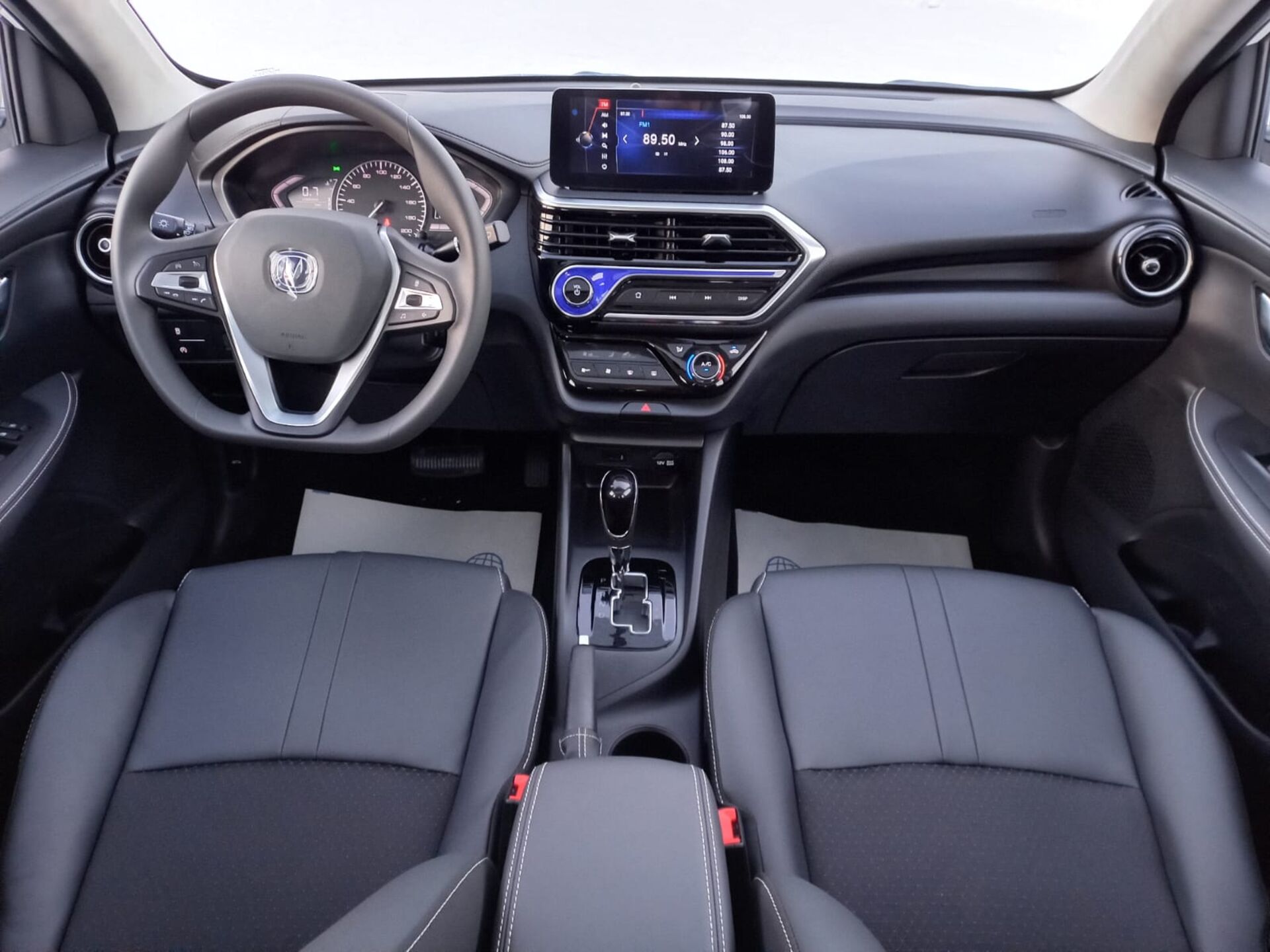 Легковой автотранспорт - CHANGAN Alsvin 1.5 AMT (98 л.с.)