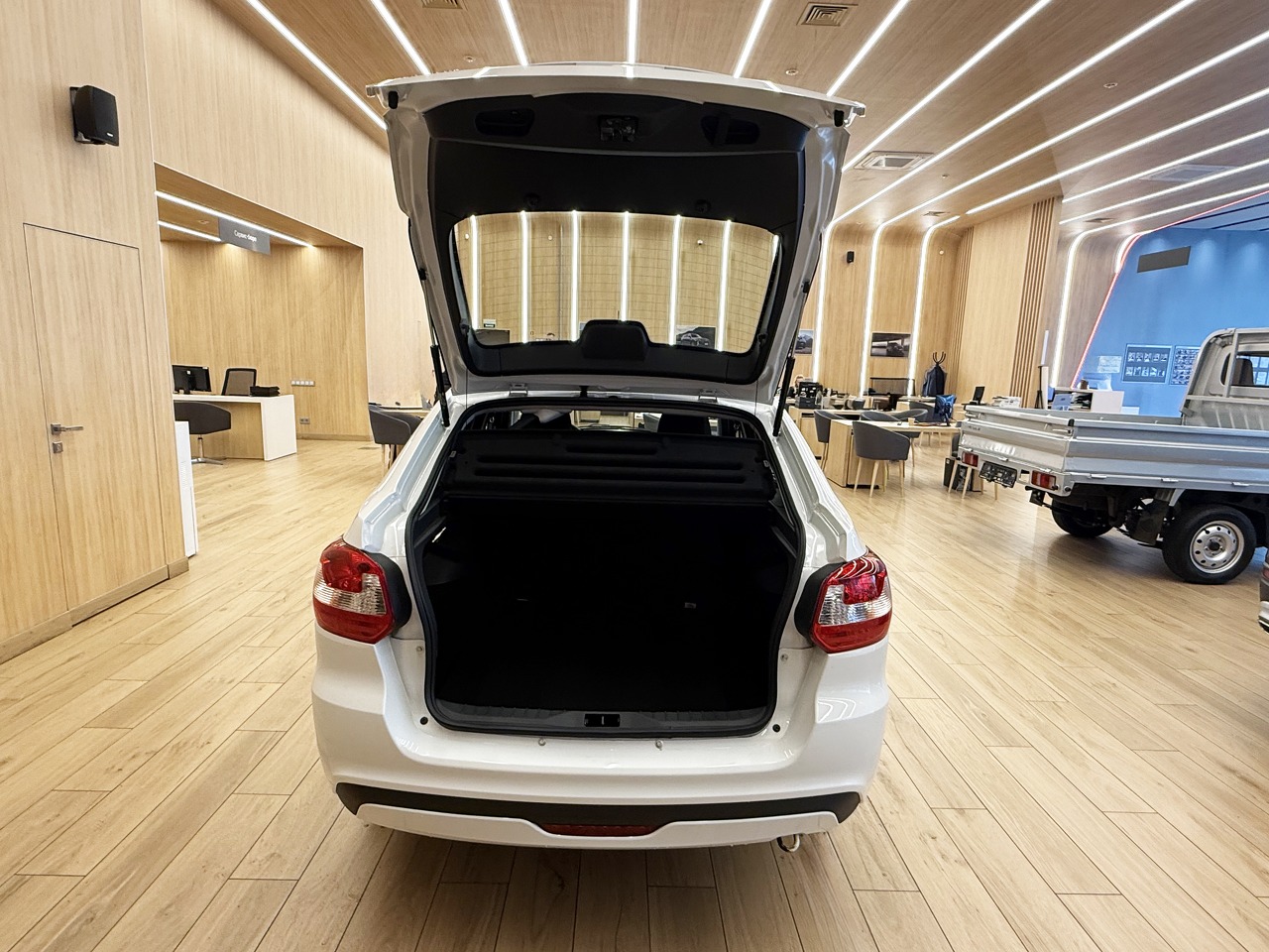 Легковой автотранспорт - LADA Granta 1.6 MT (90 л.с.)