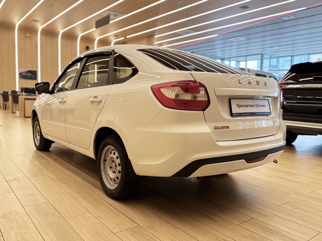 Легковой автотранспорт - LADA Granta 1.6 MT (90 л.с.)