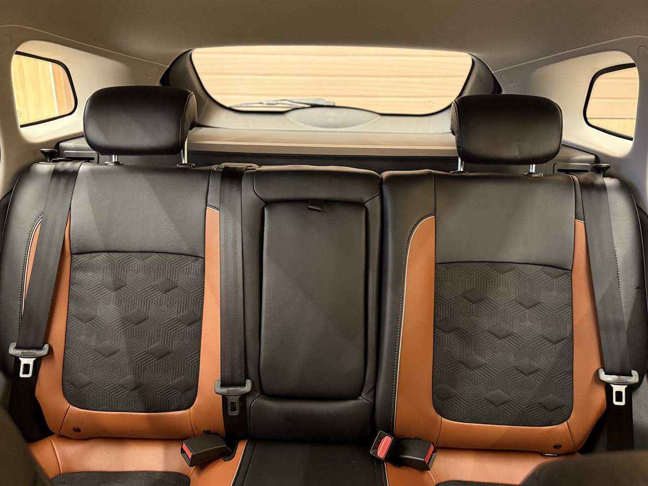 Легковой автотранспорт - LADA Vesta SW Cross 1.8 MT (122 л.с.)