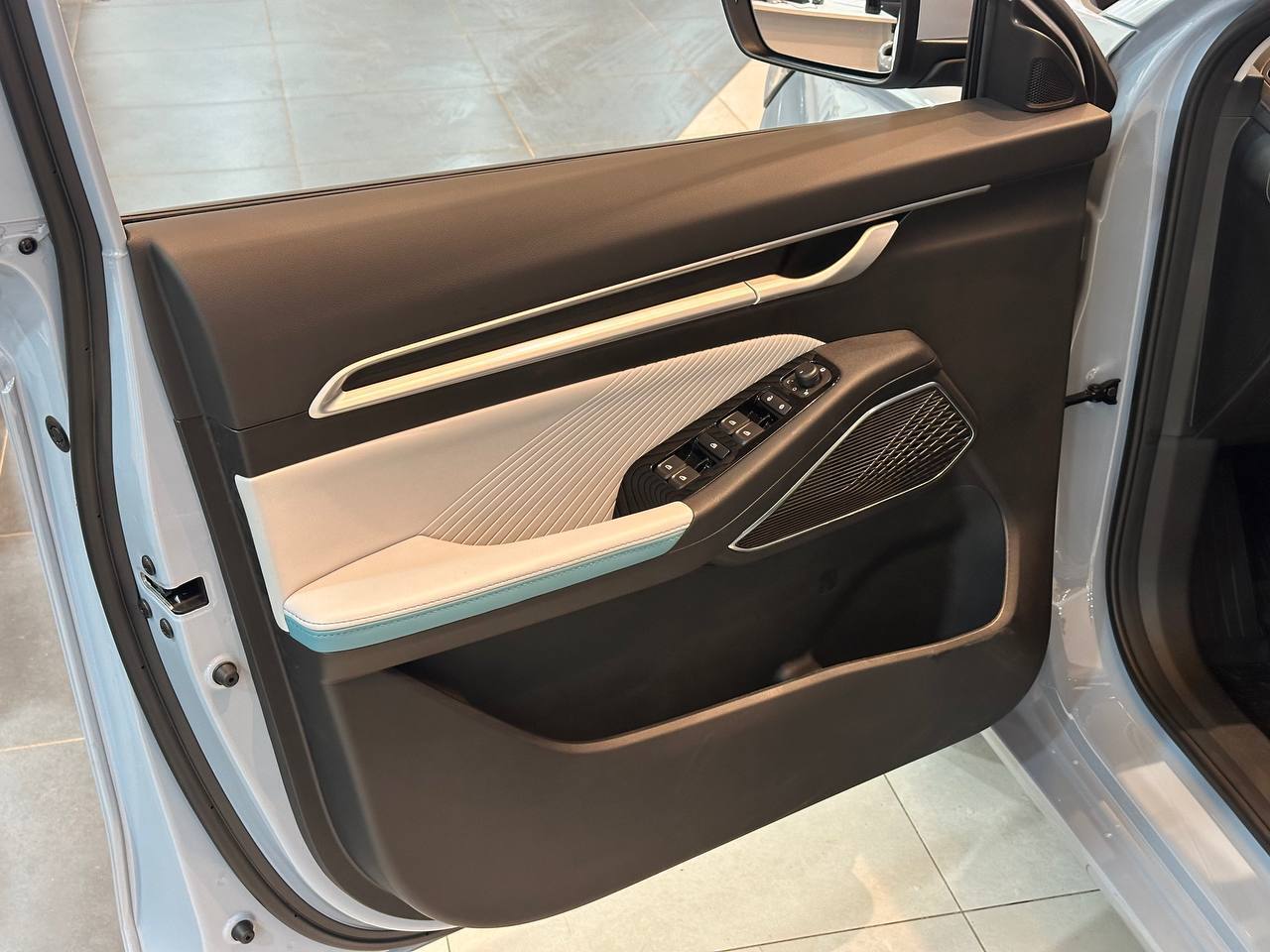 Легковой автотранспорт - GEELY Emgrand 