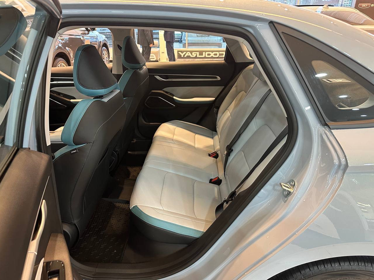 Легковой автотранспорт - GEELY Emgrand 