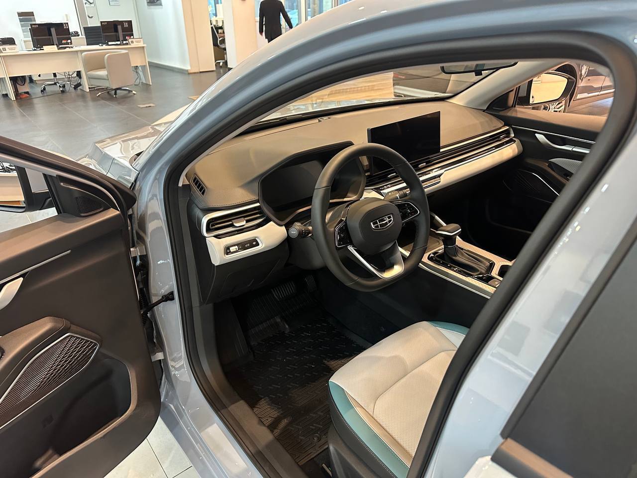 Легковой автотранспорт - GEELY Emgrand 