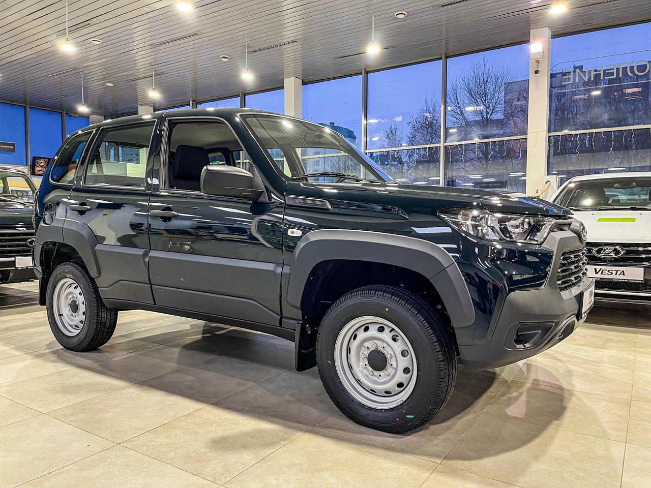 Легковой автотранспорт - LADA Niva Travel 1.7 MT (83 л.с.) 4WD