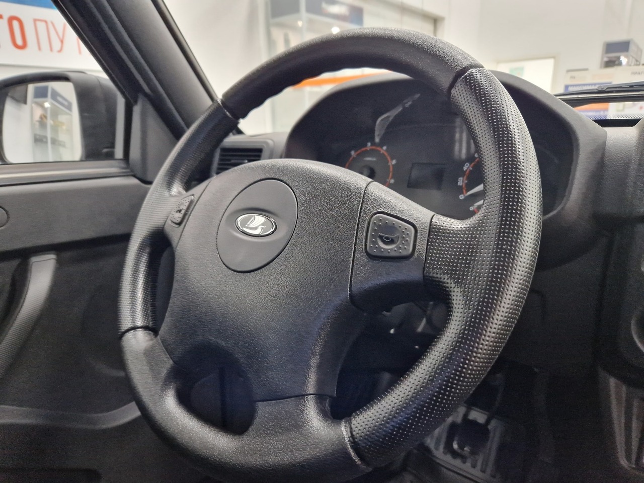 Легковой автотранспорт - LADA Niva Legend Bronto 1.7 MT (83 л.с.) 4WD