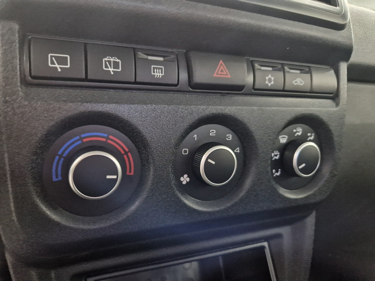 Легковой автотранспорт - LADA Niva Legend Bronto 1.7 MT (83 л.с.) 4WD