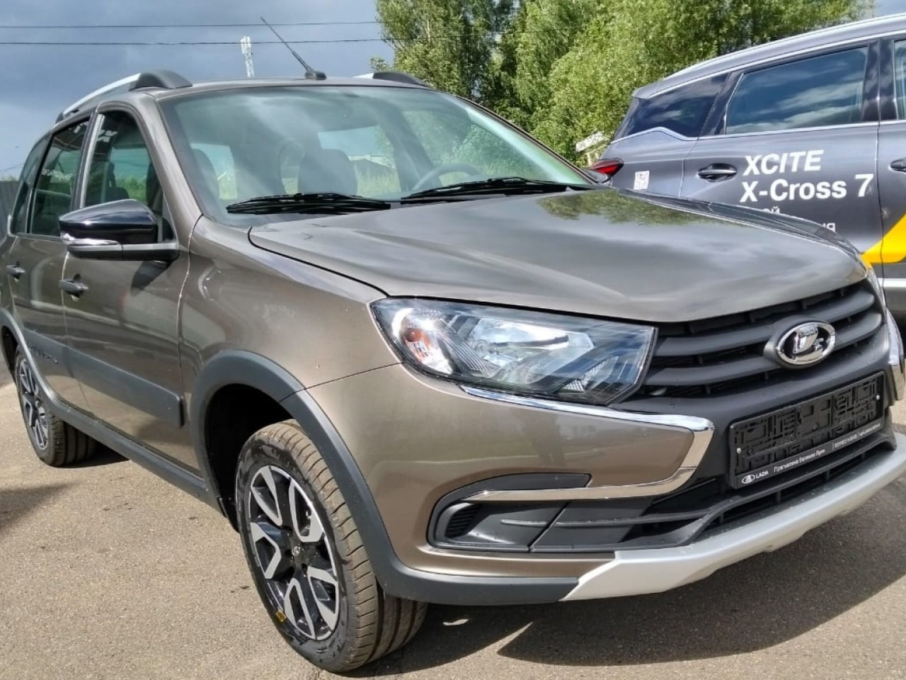 Легковой автотранспорт - LADA Granta Cross 1.6 MT (90 л.с.)