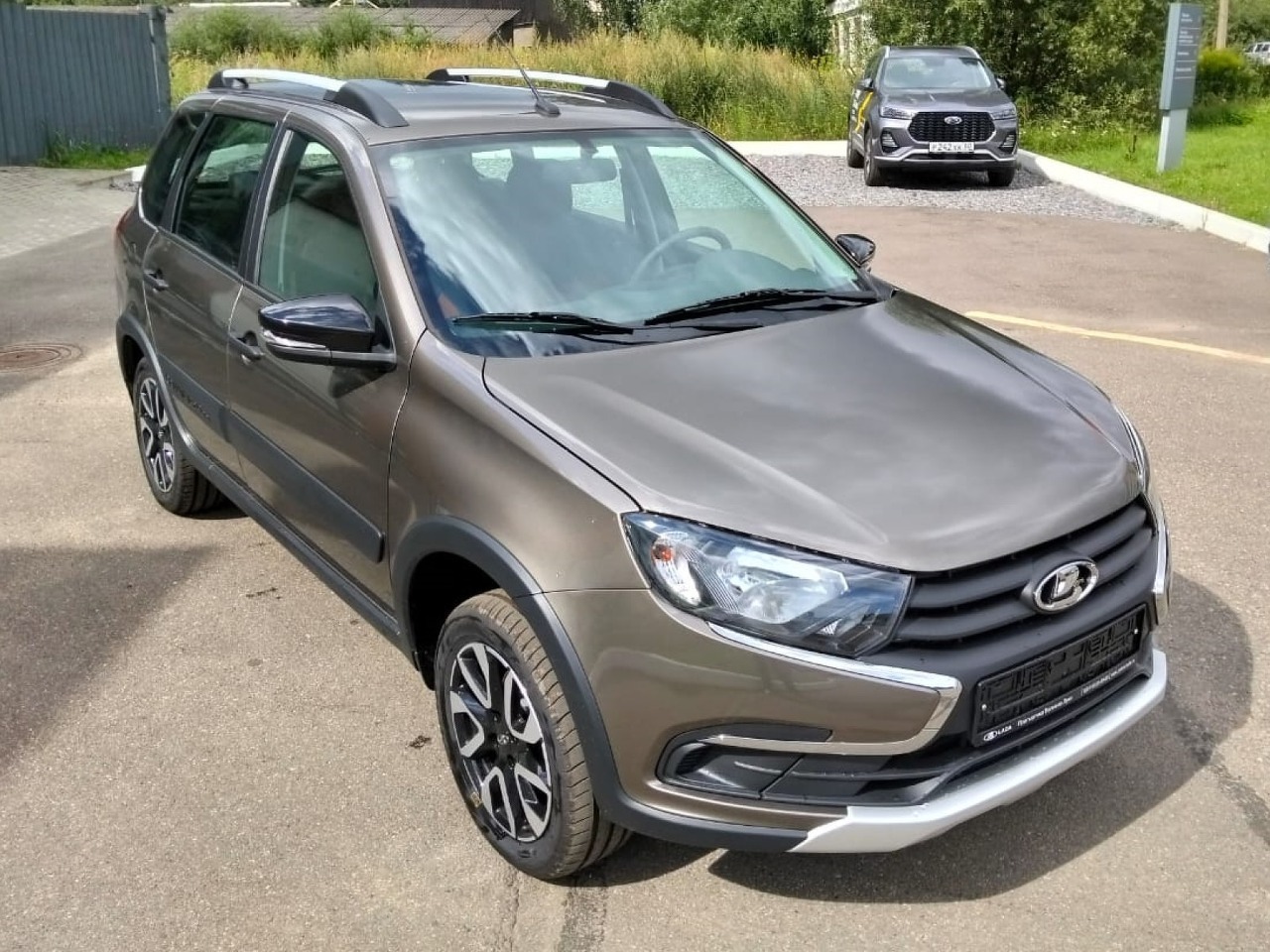 Легковой автотранспорт - LADA Granta Cross 1.6 MT (90 л.с.)