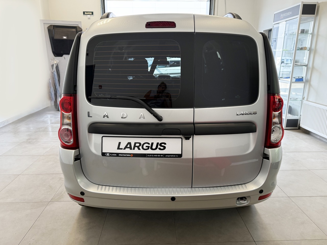 Легковой автотранспорт - LADA Largus 1.6 MT (106 л.с.)