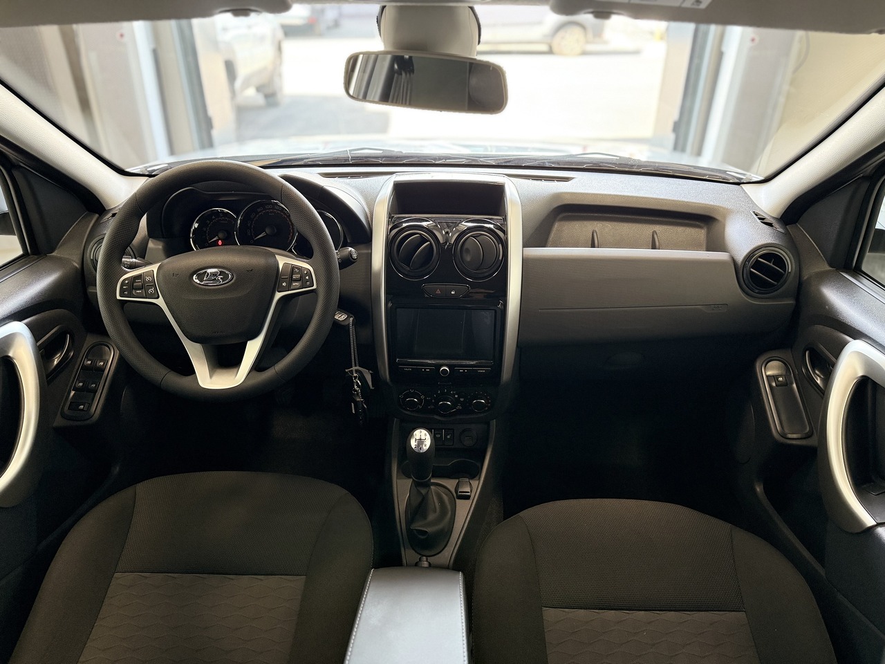 Легковой автотранспорт - LADA Largus 1.6 MT (106 л.с.)