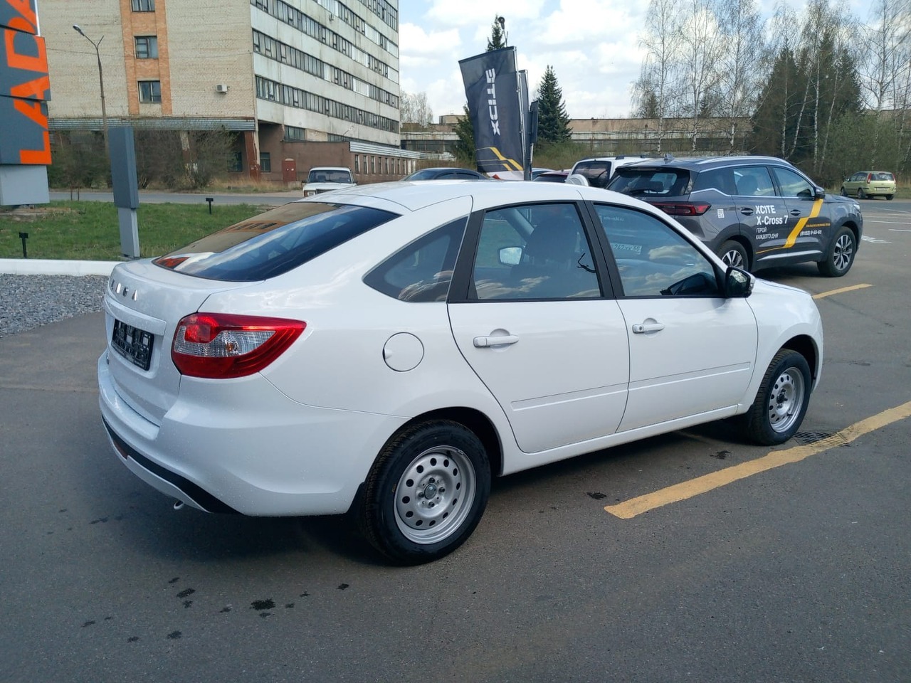 Легковой автотранспорт - LADA Granta 1.6 MT (106 л.с.)