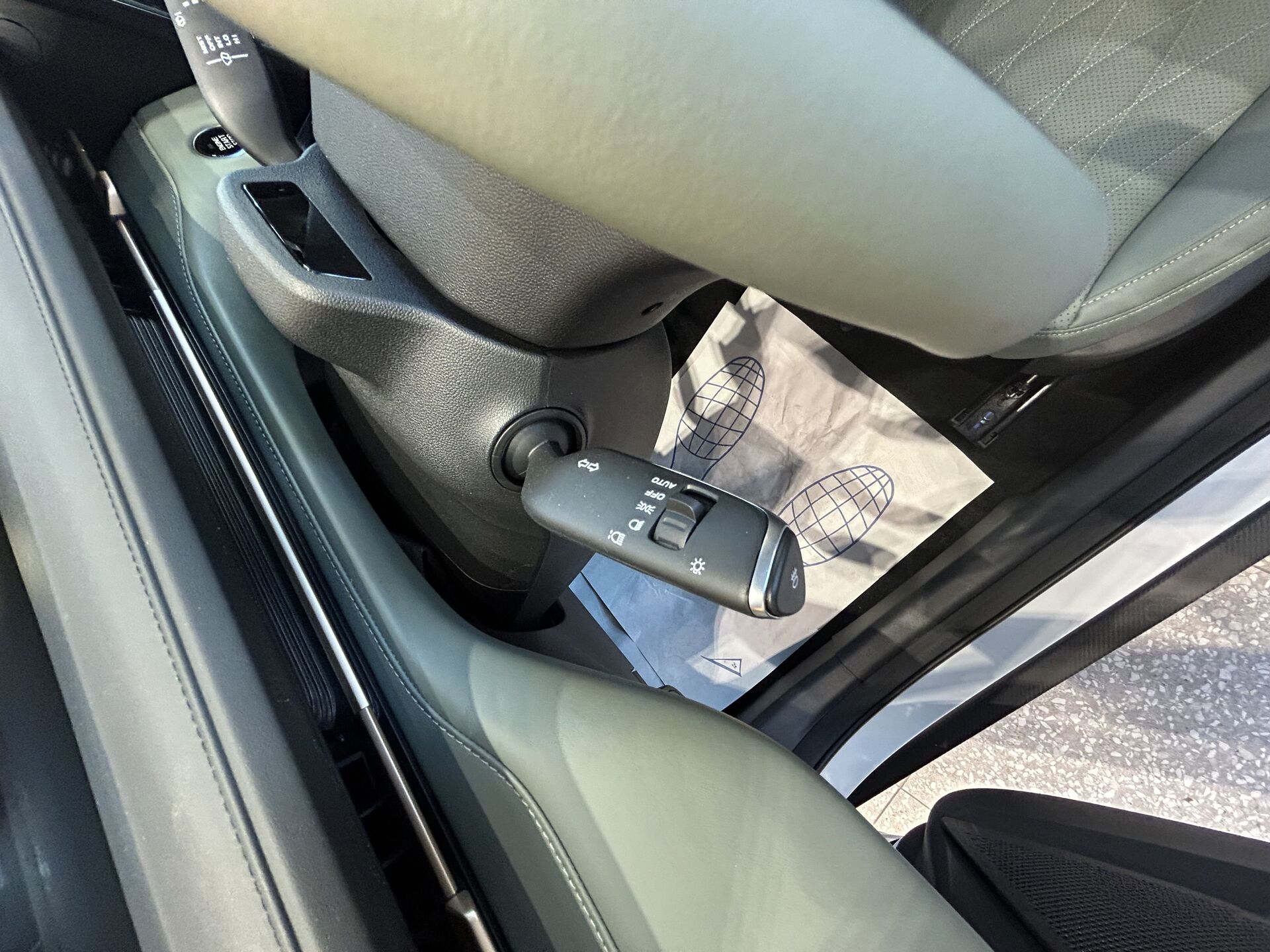 Легковой автотранспорт - CHANGAN Lamore 1.5 AMT (166 л.с.)