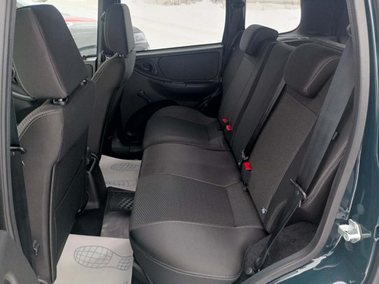 Легковой автотранспорт - Niva 1.7 MT (80 л.с.) 4WD