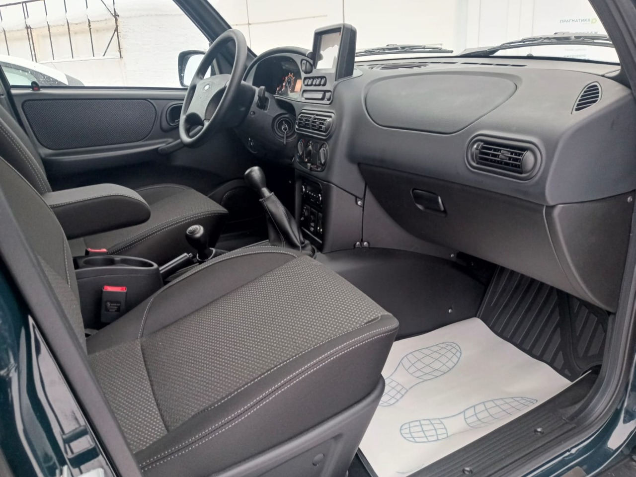 Легковой автотранспорт - Niva 1.7 MT (80 л.с.) 4WD