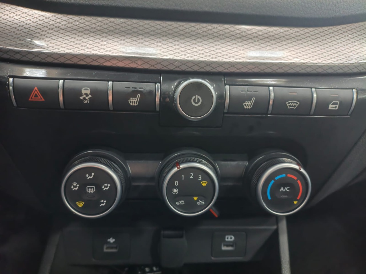 Легковой автотранспорт - LADA Vesta 1.6 MT (106 л.с.)