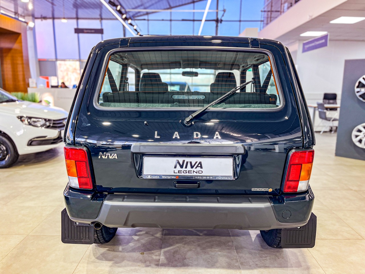 Легковой автотранспорт - LADA Niva Legend 1.7 MT (83 л.с.) 4WD