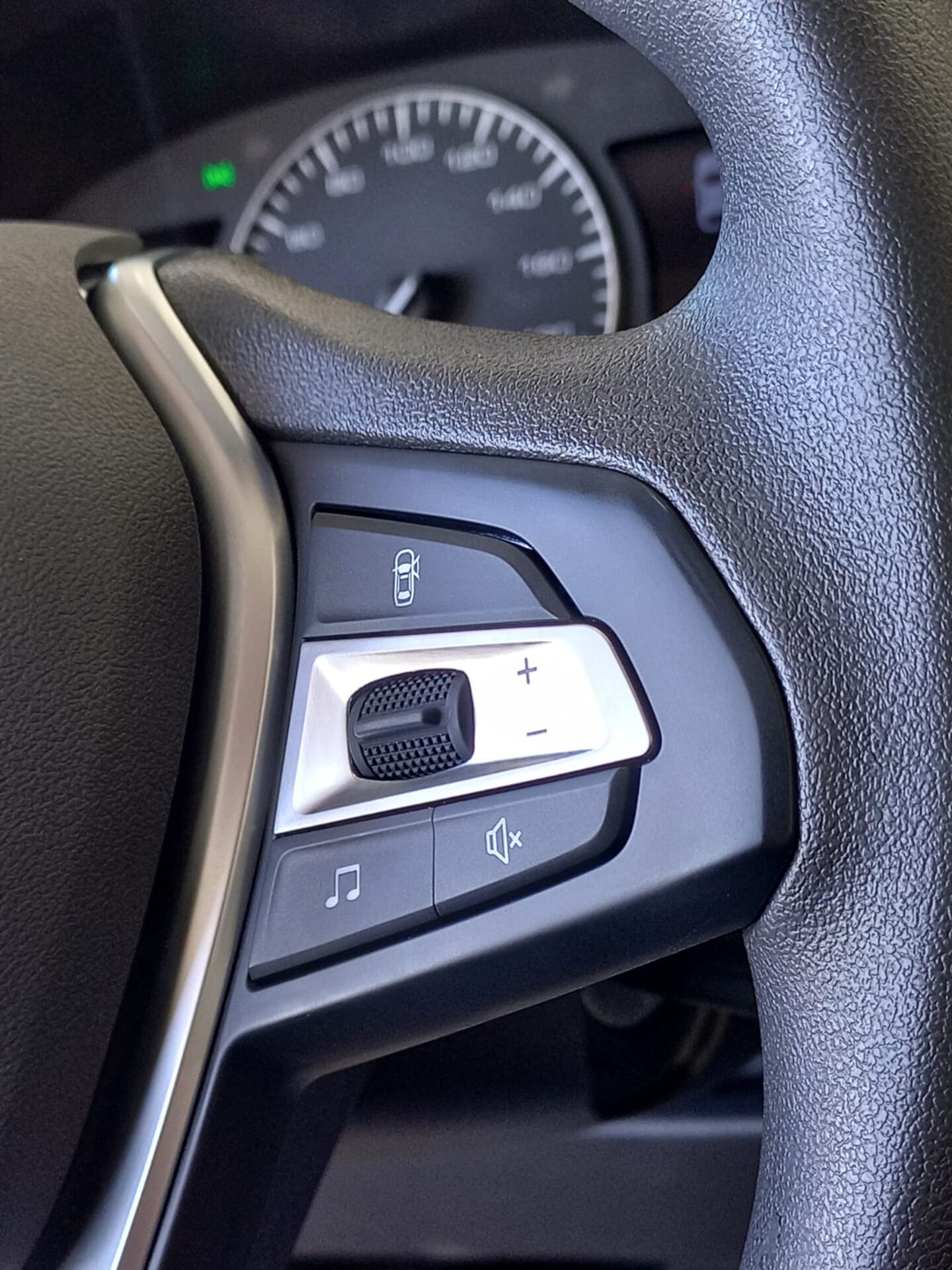 Легковой автотранспорт - CHANGAN Alsvin 1.5 AMT (98 л.с.)