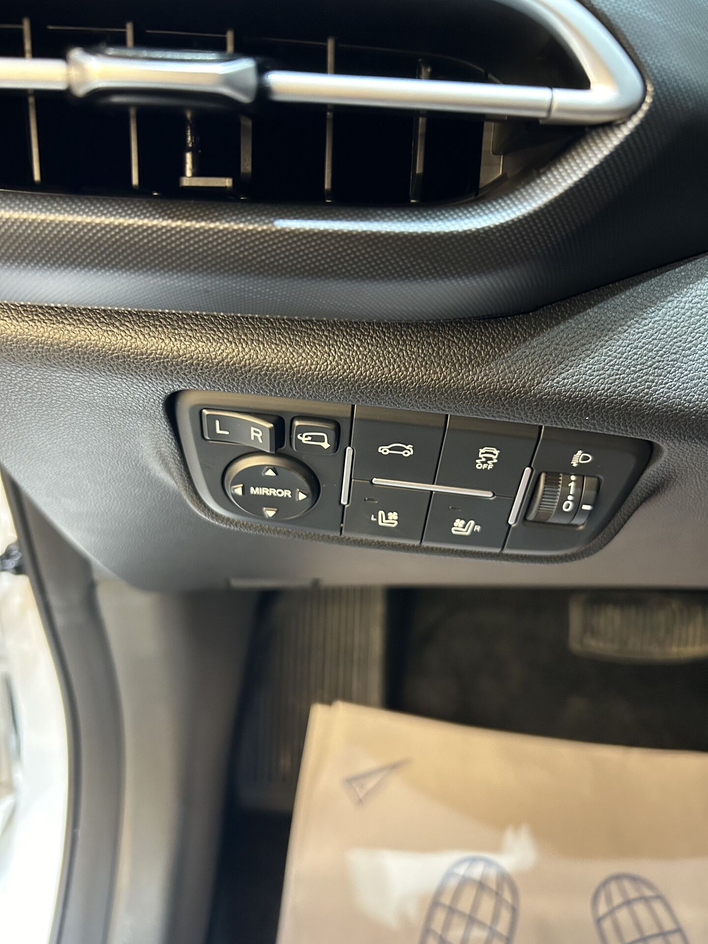 Легковой автотранспорт - CHANGAN Eado Plus 1.4 AMT (155 л.с.)