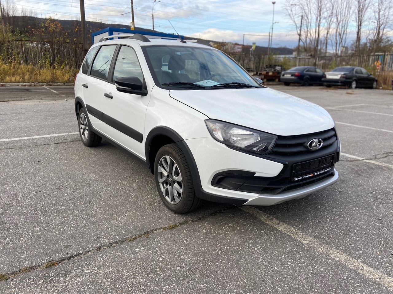 Легковой автотранспорт - LADA Granta Cross 1.6 MT (90 л.с.)