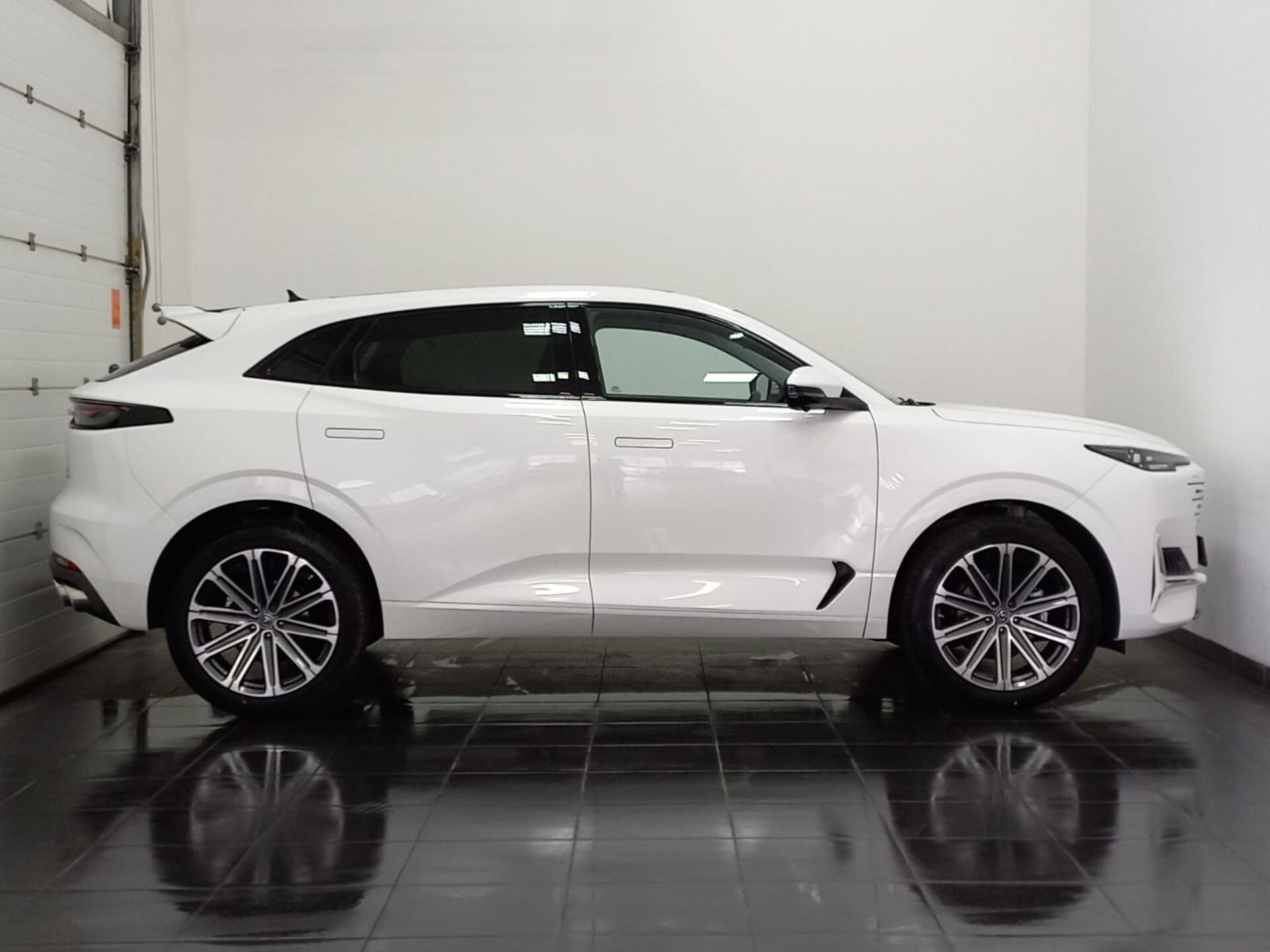 Легковой автотранспорт - CHANGAN UNI-K 2.0 AT (226 л.с.) 4WD
