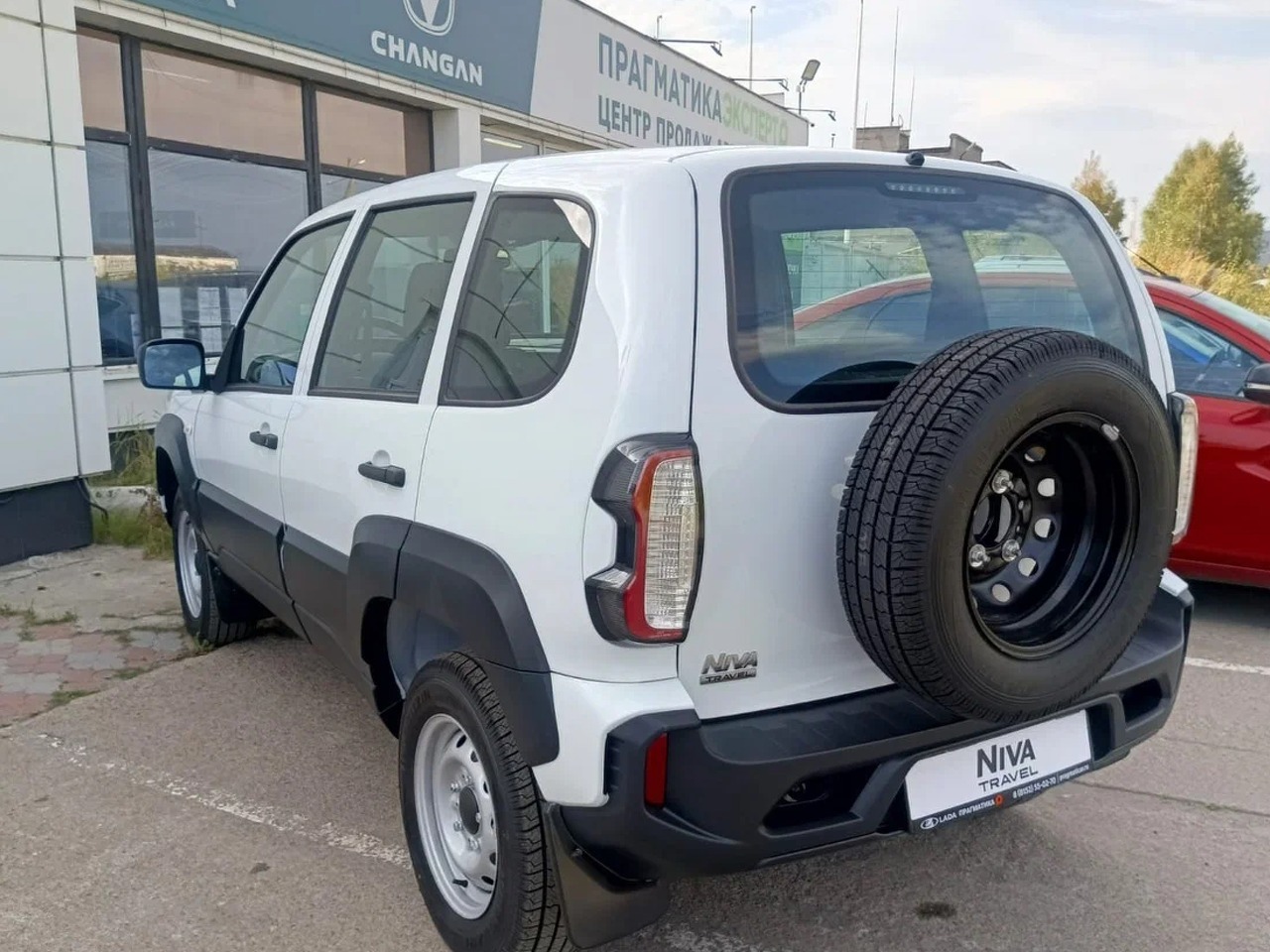 Легковой автотранспорт - LADA Niva Travel 1.7 MT (83 л.с.) 4WD
