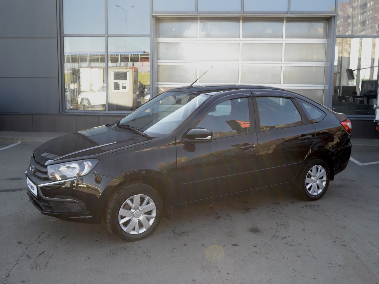 Легковой автотранспорт - LADA Granta 1.6 MT (106 л.с.)