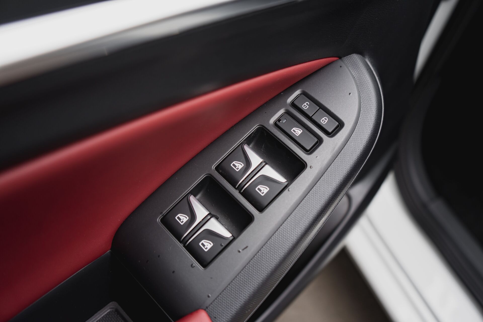 Легковой автотранспорт - CHANGAN Eado Plus 1.4 AMT (155 л.с.)