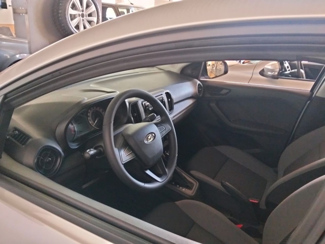 Легковой автотранспорт - LADA Iskra 1.6 CVT (106 л.с.)