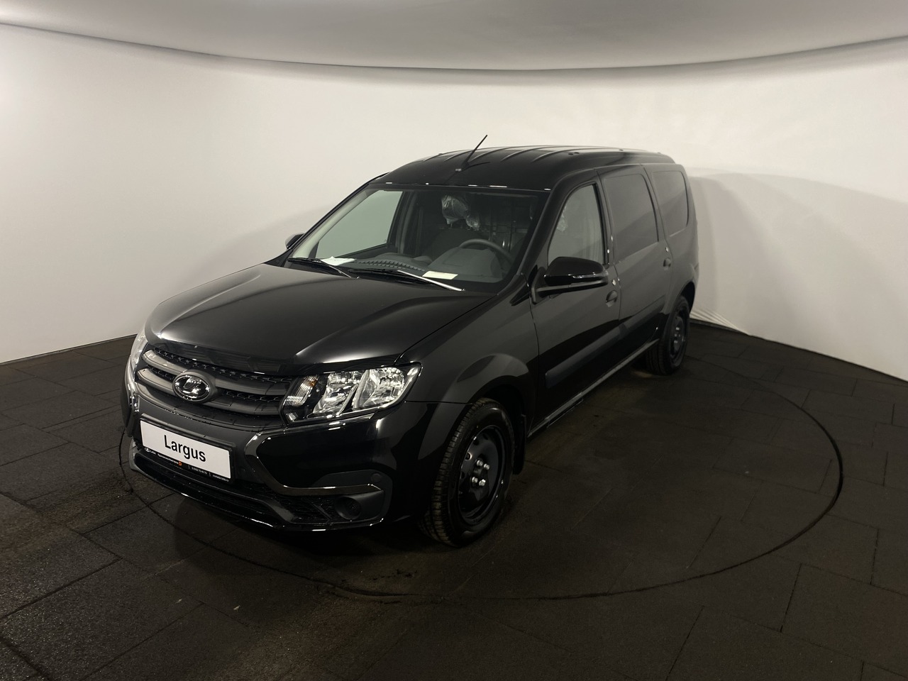 Легковой автотранспорт - LADA Largus 1.6 MT (90 л.с.)