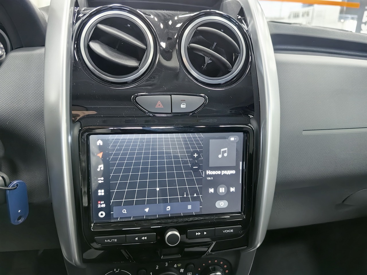 Легковой автотранспорт - LADA Largus Cross 1.6 MT (106 л.с.)