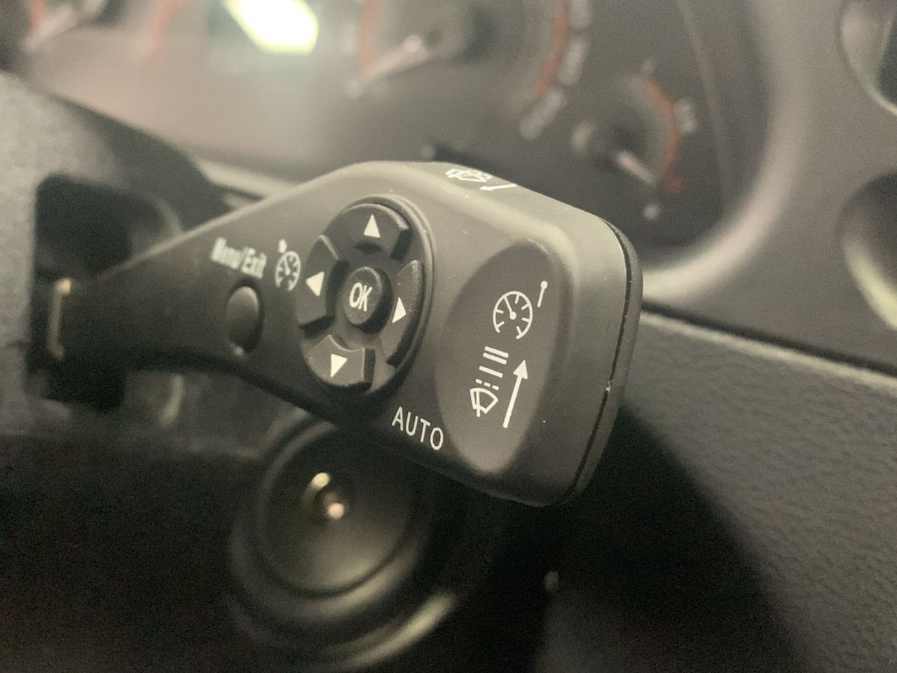 Легковой автотранспорт - LADA Niva Travel 1.7 MT (83 л.с.) 4WD