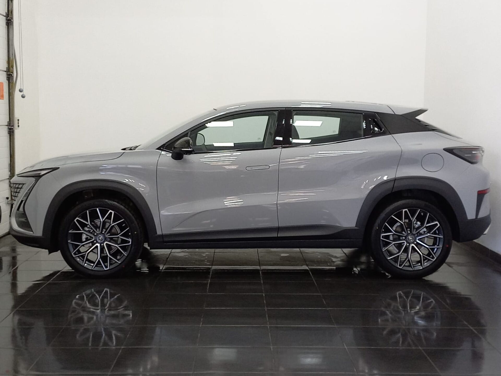 Легковой автотранспорт - CHANGAN UNI-T 1.5 AMT (167 л.с.)