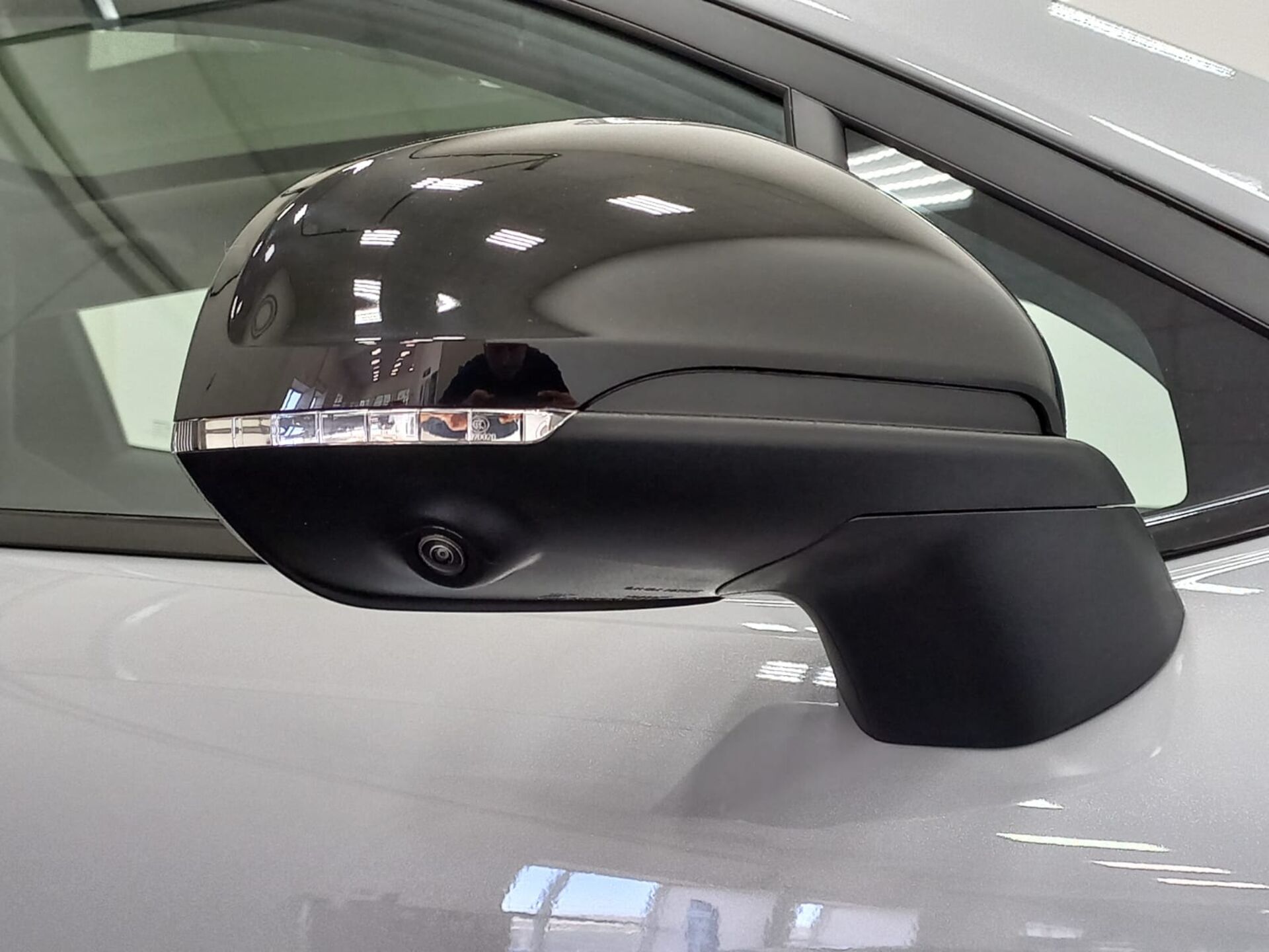 Легковой автотранспорт - CHANGAN UNI-T 1.5 AMT (167 л.с.)