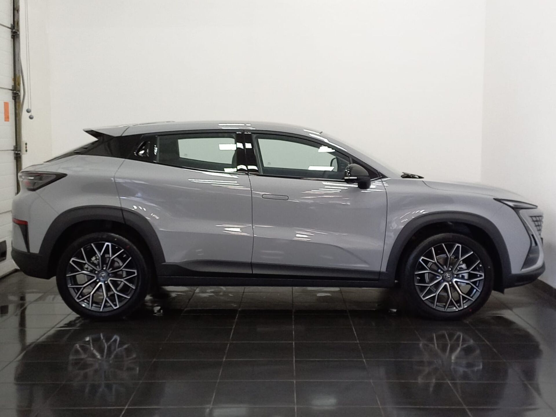 Легковой автотранспорт - CHANGAN UNI-T 1.5 AMT (167 л.с.)