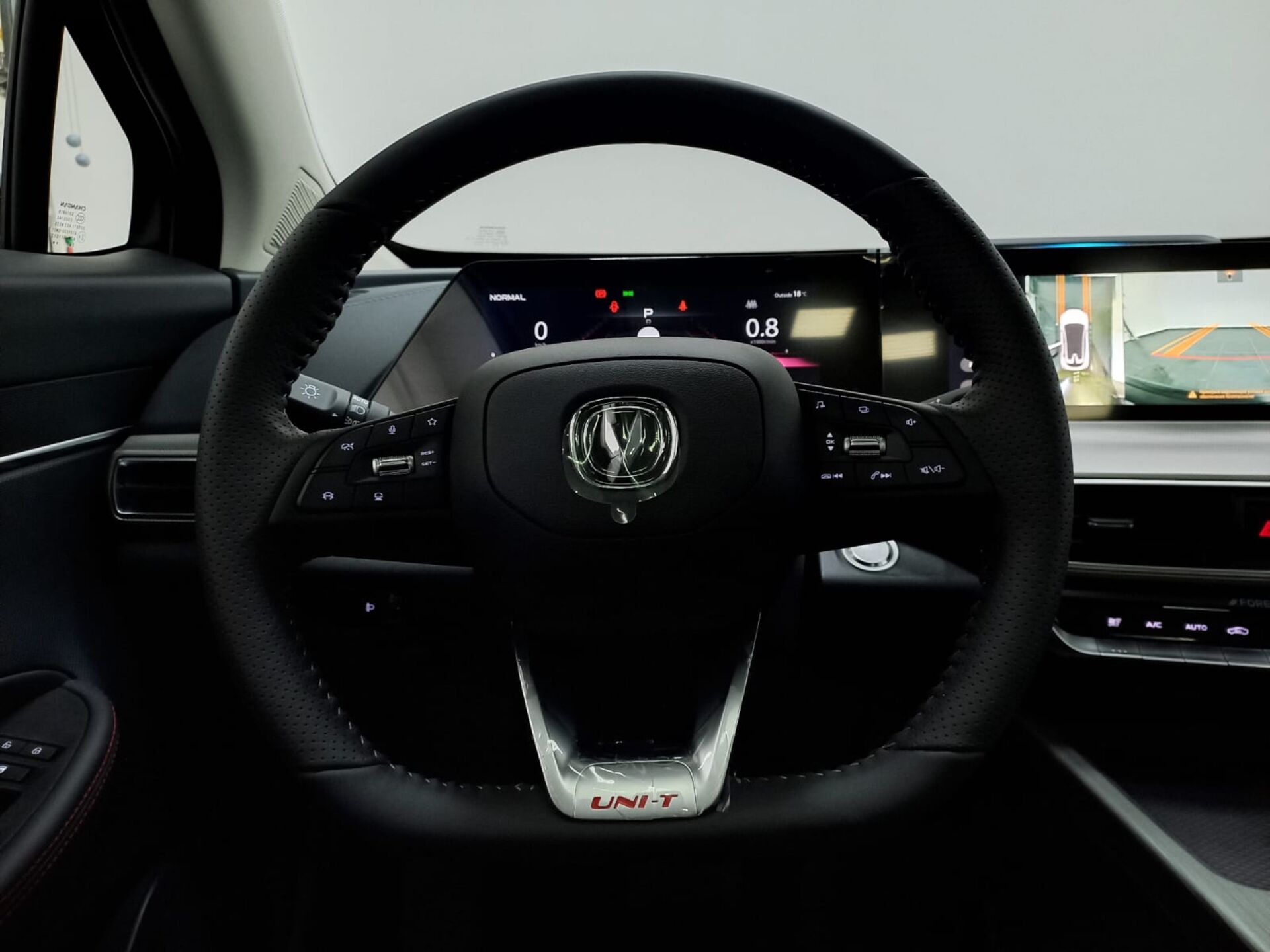 Легковой автотранспорт - CHANGAN UNI-T 1.5 AMT (167 л.с.)