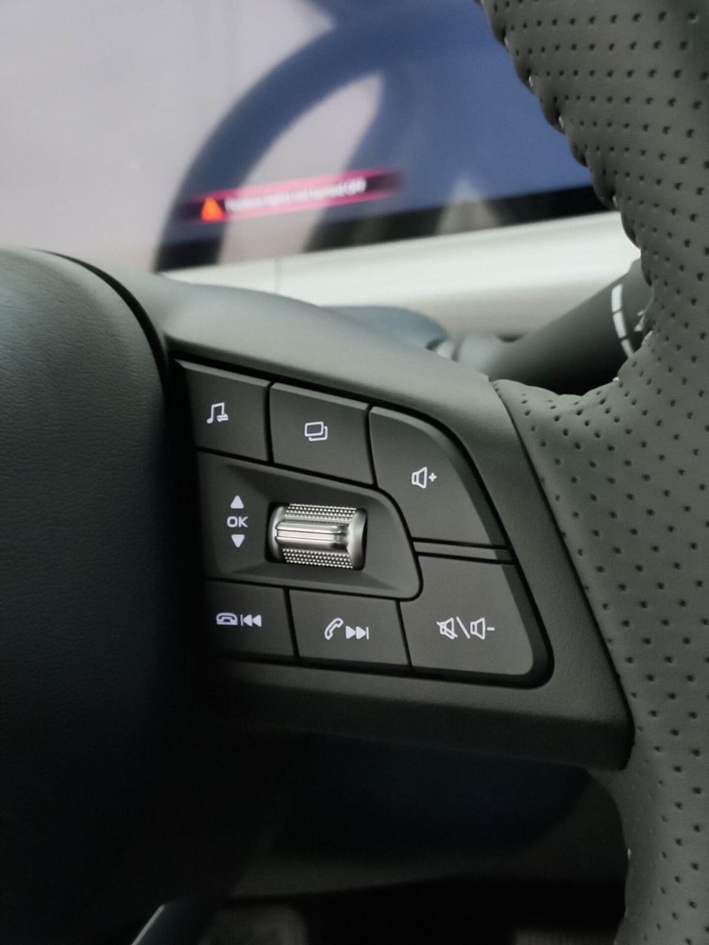 Легковой автотранспорт - CHANGAN UNI-T 1.5 AMT (167 л.с.)