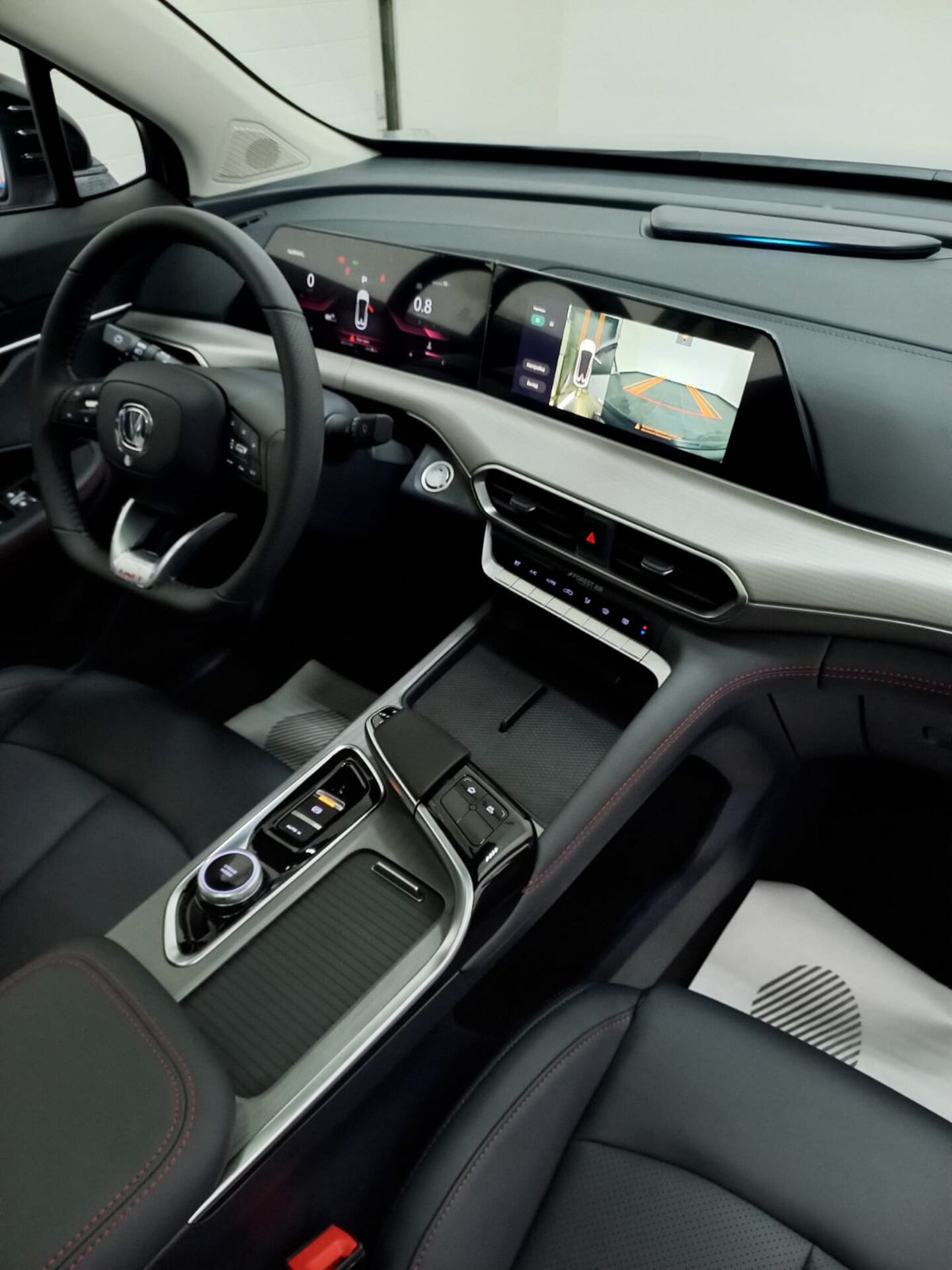 Легковой автотранспорт - CHANGAN UNI-T 1.5 AMT (167 л.с.)