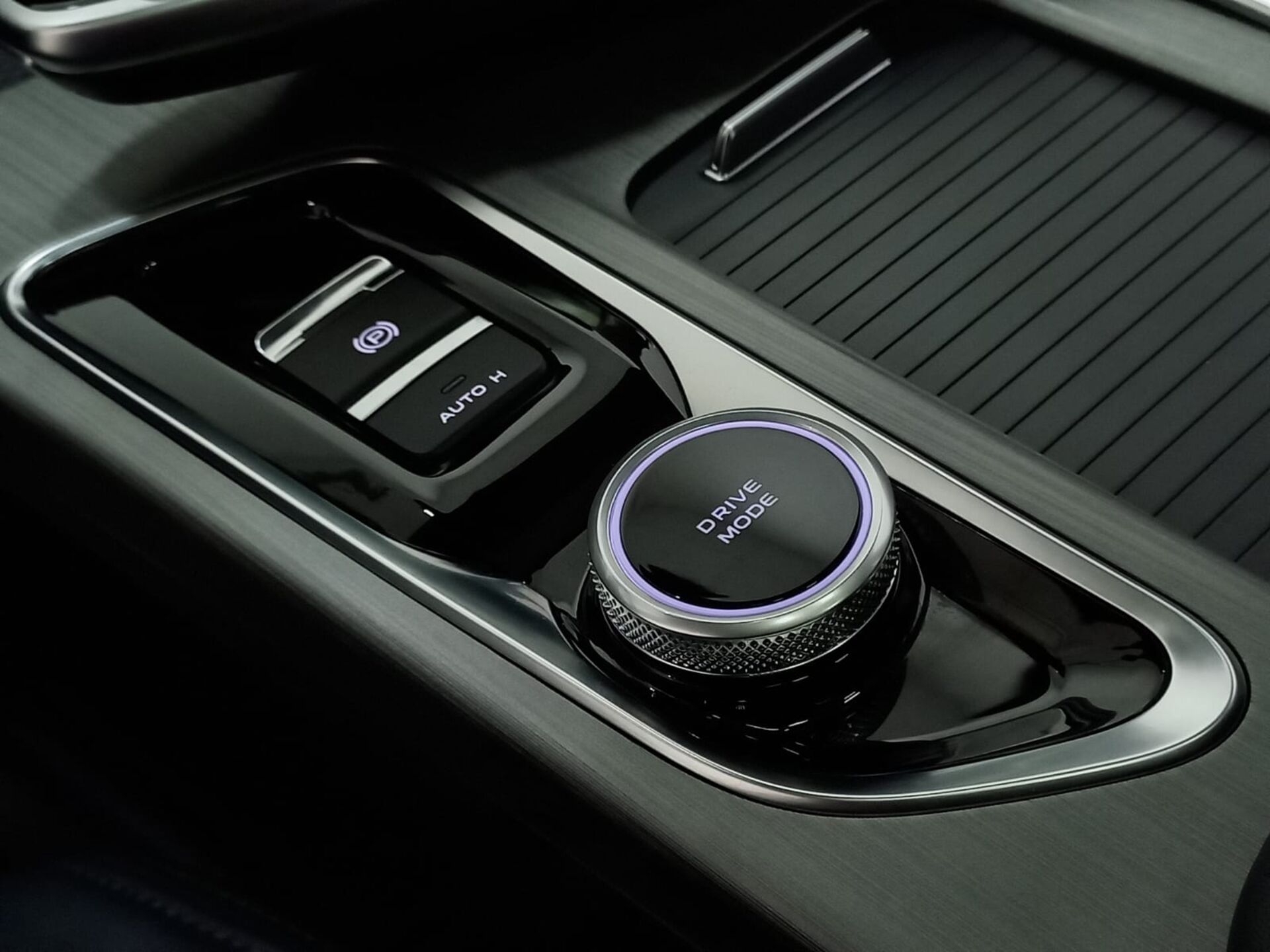 Легковой автотранспорт - CHANGAN UNI-T 1.5 AMT (167 л.с.)