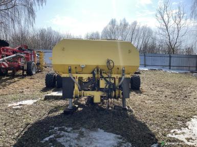 Плуги и глубокорыхлители - BEDNAR FO 5003  с бункером для удобрений Ferti-Box FB3000 