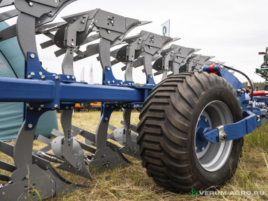 Плуги и глубокорыхлители - СВЕТЛОГРАДАГРОМАШ JUPITER  (7+1) SС c предплужниками